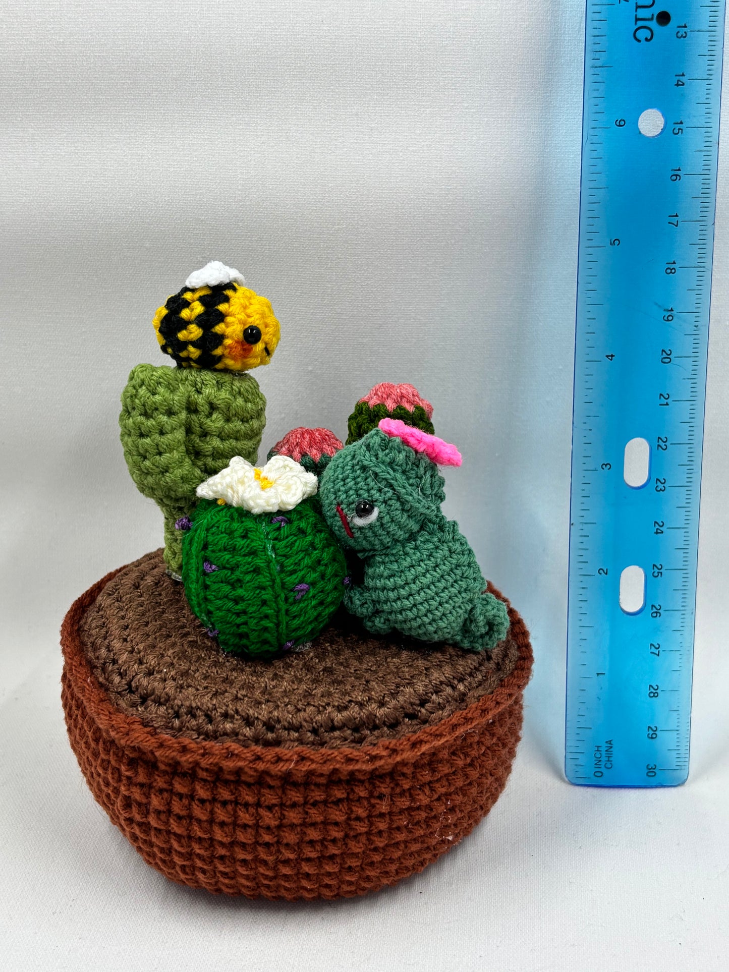 Crochet Cactus Pot with Lizard