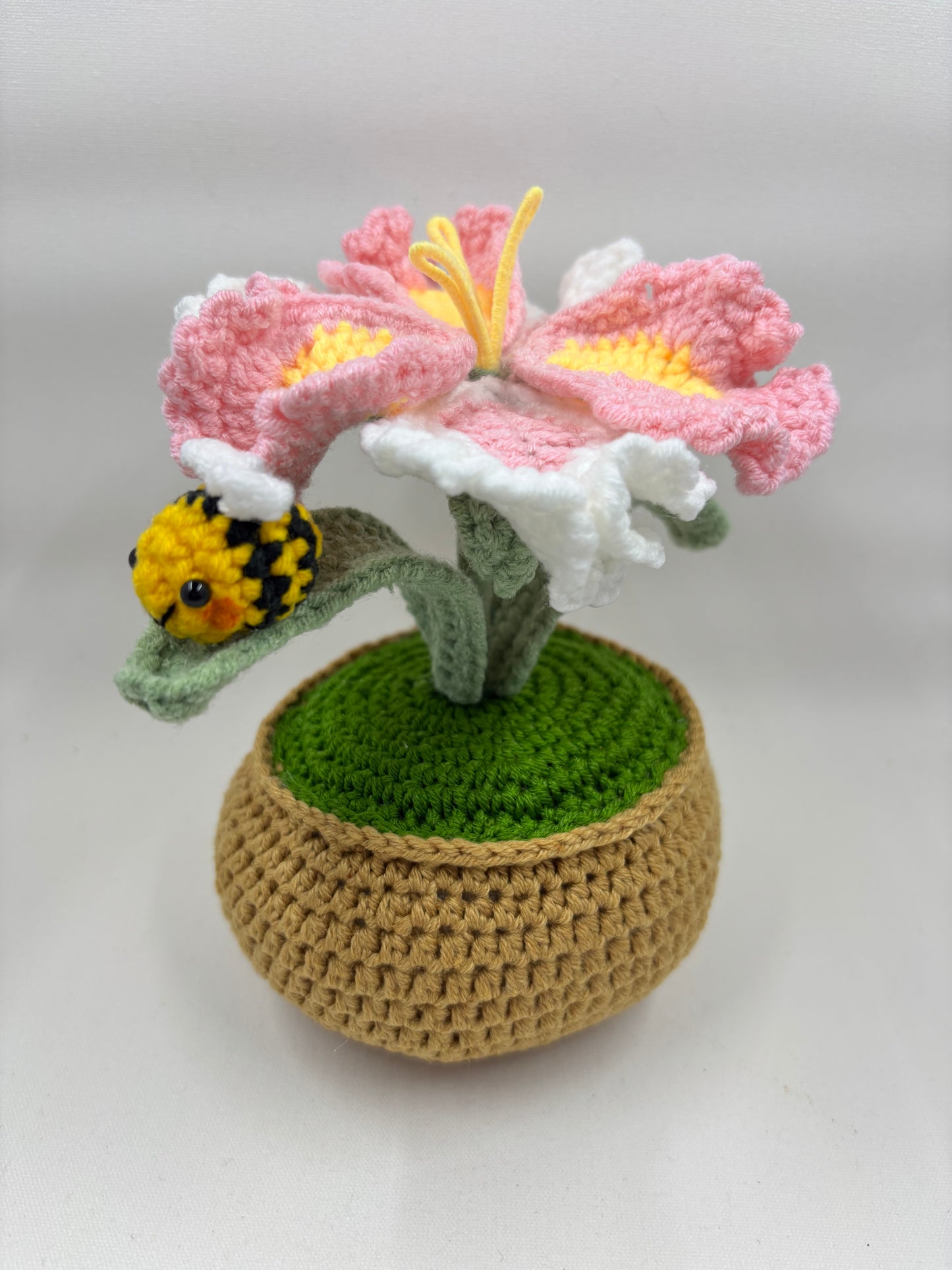 Crochet Hibiscus Flower Pot with Bee